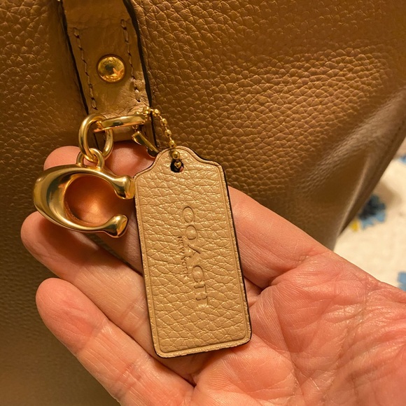 Coach Bag, genuine leather 12 x 15” - Picture 9 of 12